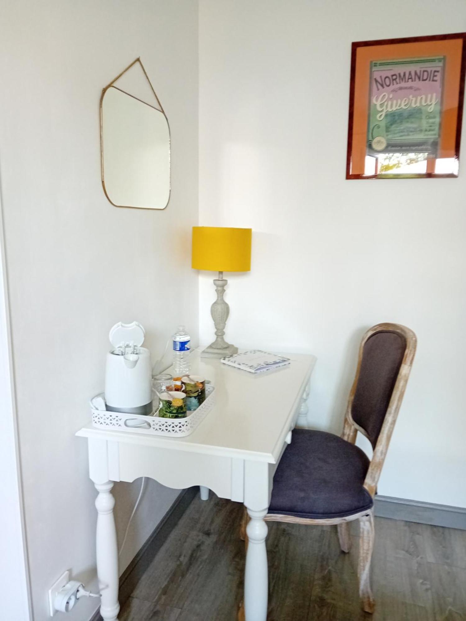 Chambre De Charme Vernon  Exterior foto